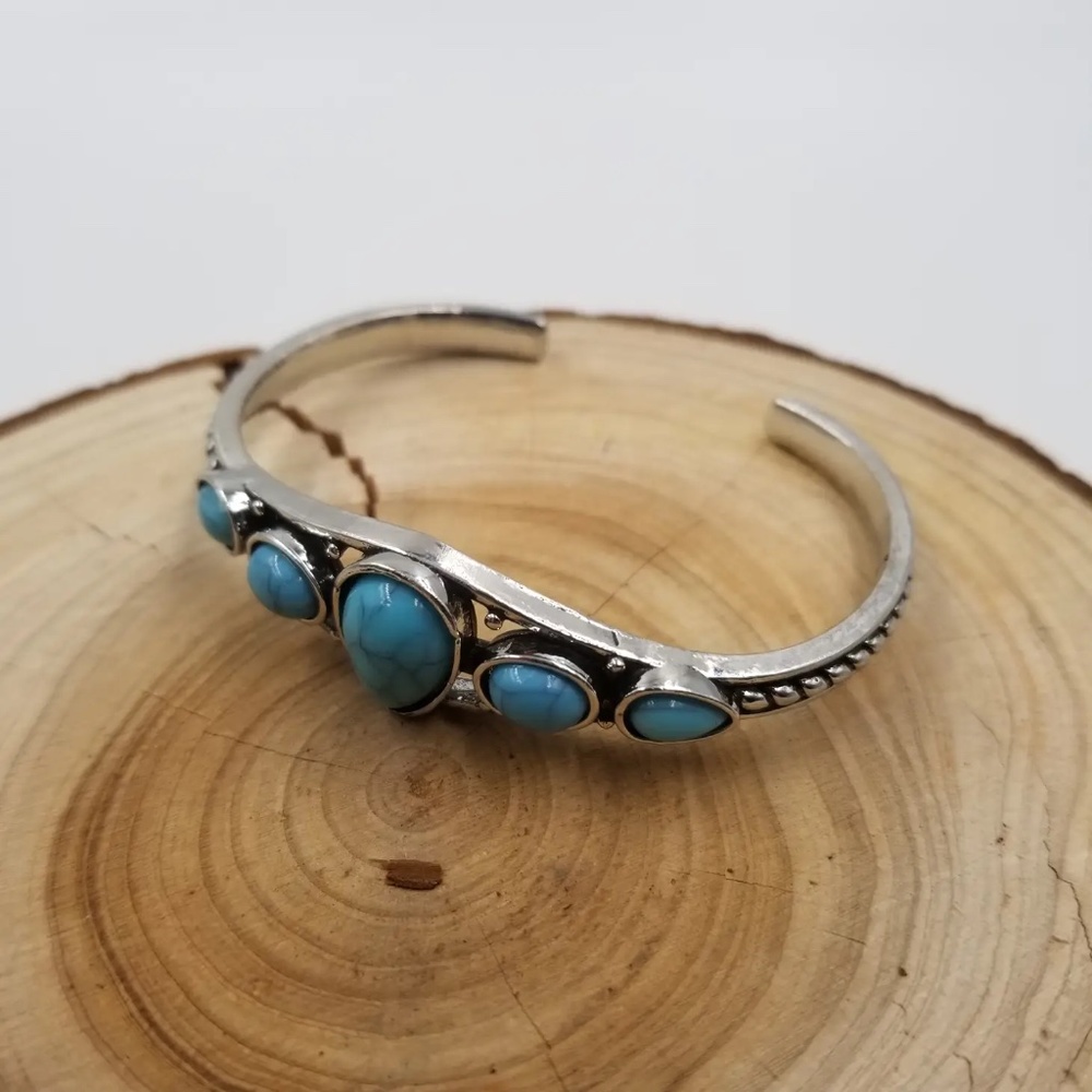 Vintage Water Drop Turquoise Cuff Bracelet